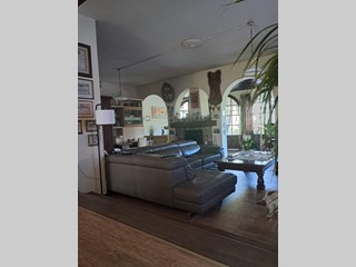 Appartamento in Vendita a Pisa, zona Marina di Pisa, 475'000&euro;, 212 m², con Box