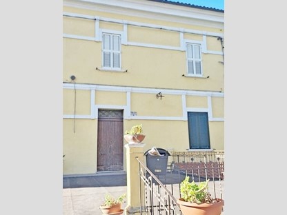 Quadrilocale in Vendita a Penne, 42'000&euro;, 52 m²