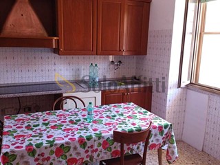 Trilocale in Affitto a Canino, 500&euro;, 50 m²