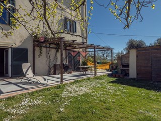 Appartamento in Vendita a Volterra, 310'000&euro;, 294 m², arredato