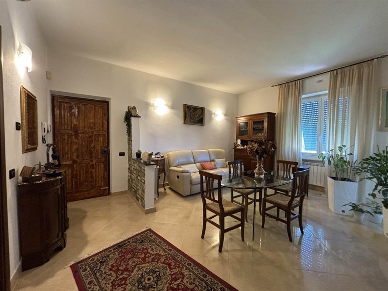 Quadrilocale in Vendita a Ameglia, 180'000&euro;, 105 m²