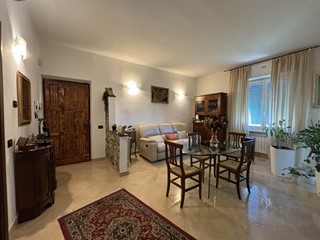 Quadrilocale in Vendita a Ameglia, 180'000&euro;, 105 m²