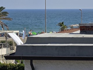 Attico in Vendita a Carrara, zona Marina di Carrara, 315'000&euro;, 70 m², arredato