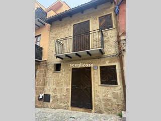 Bilocale in Vendita a Carini, 35'000&euro;, 50 m²