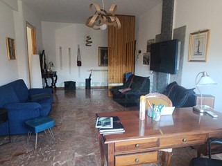 Trilocale in Affitto a Caserta, 750&euro;, 110 m²