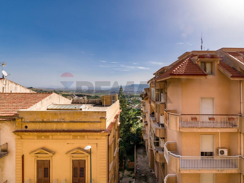 Appartamento in Vendita a Salemi, 69'000&euro;, 179 m²