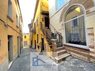 Trilocale in Affitto a Benevento, 430&euro;, 60 m²