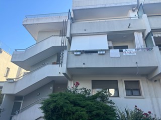 Quadrilocale in Vendita a Tortoreto, 200'000&euro;, 140 m²