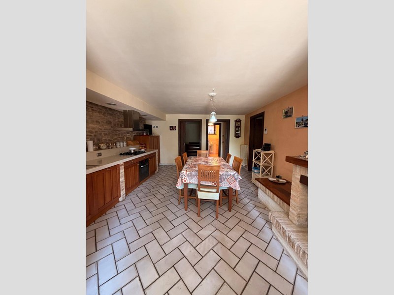 Quadrilocale in Affitto a Montegiorgio, 650&euro;, 90 m²