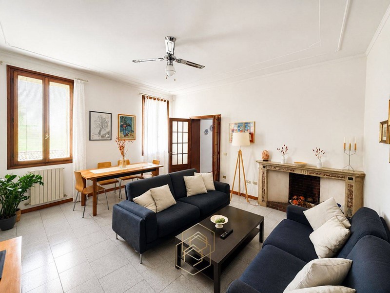 Quadrilocale in Vendita a Ferrara, 158'000&euro;, 130 m²