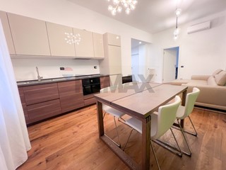 Bilocale in Affitto a Milano, 2'300&euro;, 75 m²