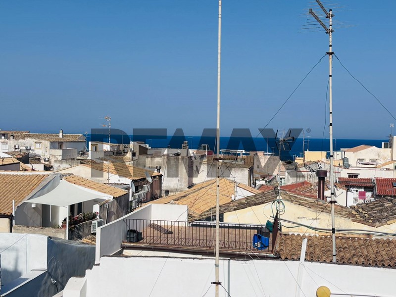 Quadrilocale in Vendita a Siracusa, 250'000&euro;, 120 m²