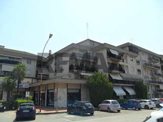 Appartamento in Vendita a Caltanissetta, 230'000&euro;, 230 m²