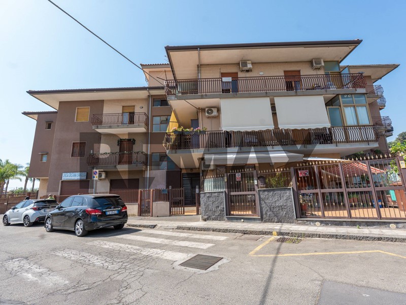 Appartamento in Vendita a Aci Catena, 99'000&euro;, 99 m²