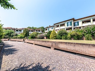 Appartamento in Vendita a Rivoli, 550'000&euro;, 199 m²
