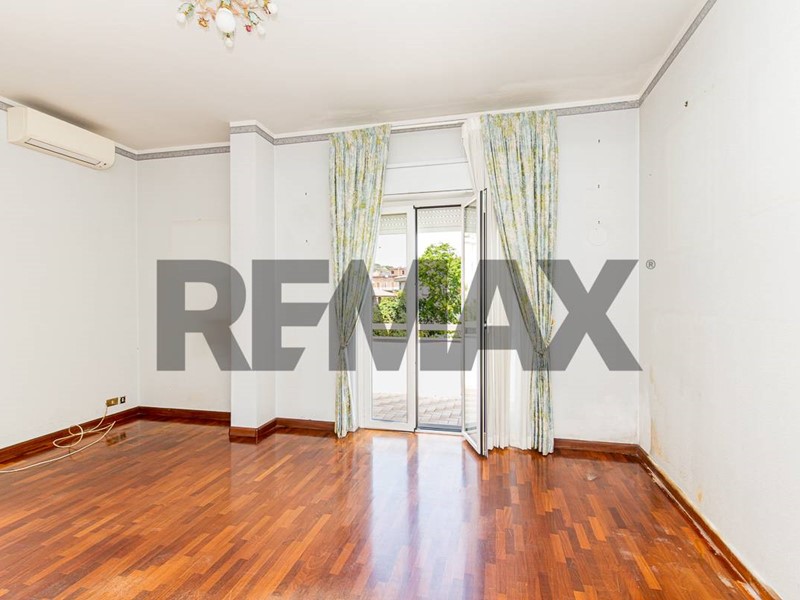 Quadrilocale in Vendita a Catania, 189'000&euro;, 126 m²