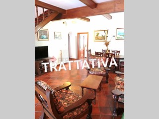 Appartamento in Vendita a Ciciliano, 90'000&euro;, 200 m², arredato