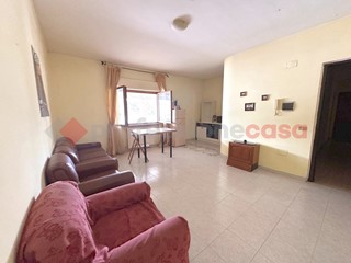 Trilocale in Vendita a Avezzano, 65'000&euro;, 70 m²
