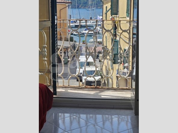 Trilocale in Vendita a Porto Azzurro, 200'000&euro;, 68 m², arredato