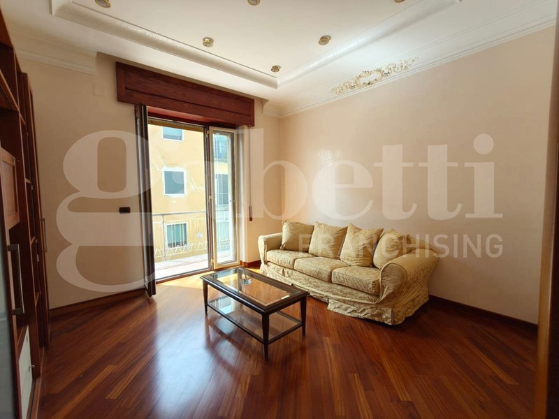 Trilocale in Vendita a Ercolano, 299'000&euro;, 106 m²