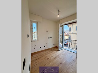 Trilocale in Vendita a Firenze, zona Oltrarno, 295'000&euro;, 55 m²