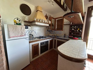 Quadrilocale in Vendita a Triora, 75'000&euro;, 95 m², arredato