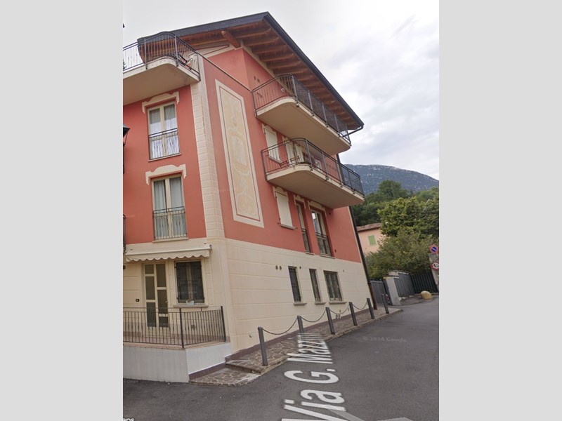 Bilocale in Vendita a Toscolano Maderno, 121'125&euro;, 72 m²