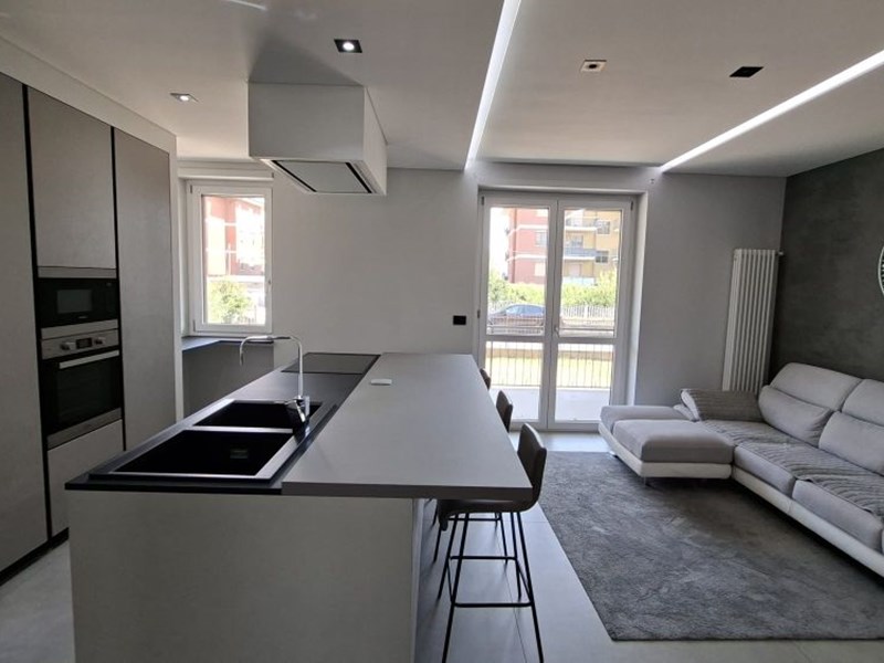 Appartamento in Vendita a Narzole, zona Centrale comoda ai servizi, 189'000&euro;