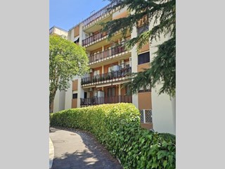 Trilocale in Vendita a Roma, 249'000&euro;, 110 m²