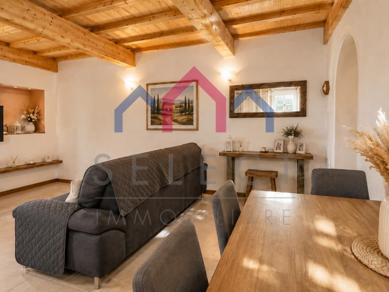 Quadrilocale in Vendita a Bagni di Lucca, zona Lugliano, 120'000&euro;, 85 m²