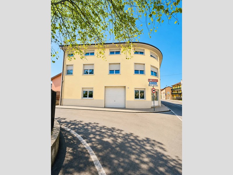 Bilocale in Vendita a Madone, 129'000&euro;, 52 m²