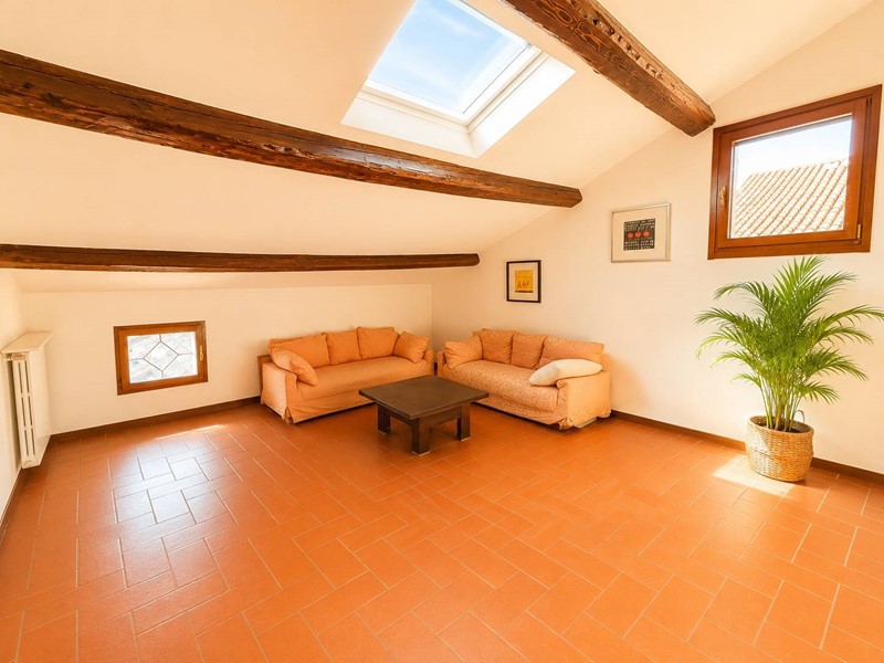 Appartamento in Affitto a Ferrara, 1'000&euro;, 114 m²