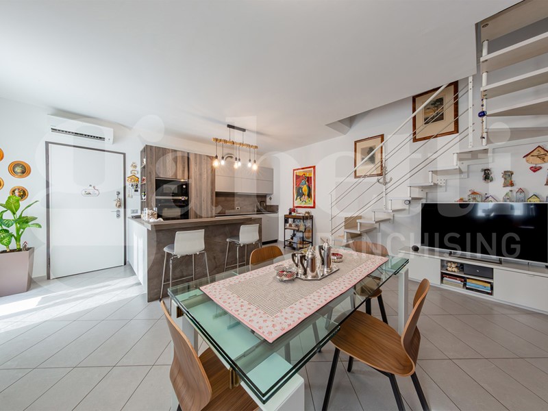 Trilocale in Vendita a Rivolta d'Adda, 200'000&euro;, 85 m², con Box