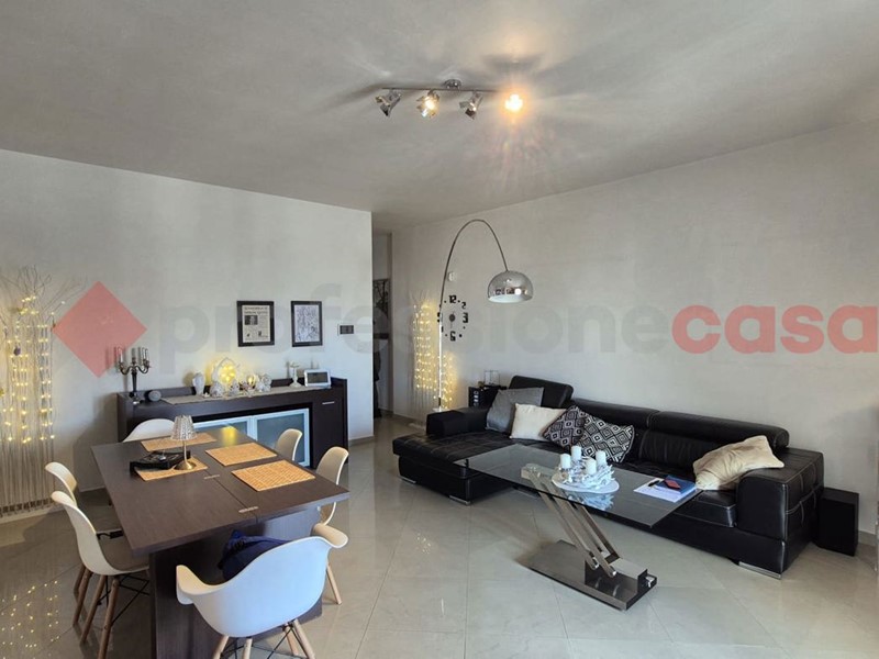 Appartamento in Vendita a Manduria, 175'000&euro;, 110 m²