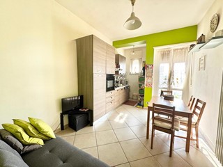 Bilocale in Vendita a Grugliasco, 89'000&euro;, 60 m², arredato