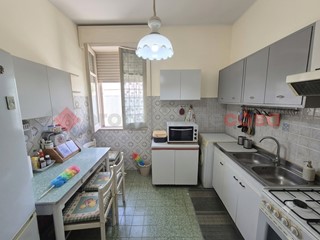 Trilocale in Vendita a Siracusa, 45'000&euro;, 66 m²