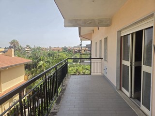 Quadrilocale in Vendita a Barcellona Pozzo di Gotto, 50'000&euro;, 130 m², con Box