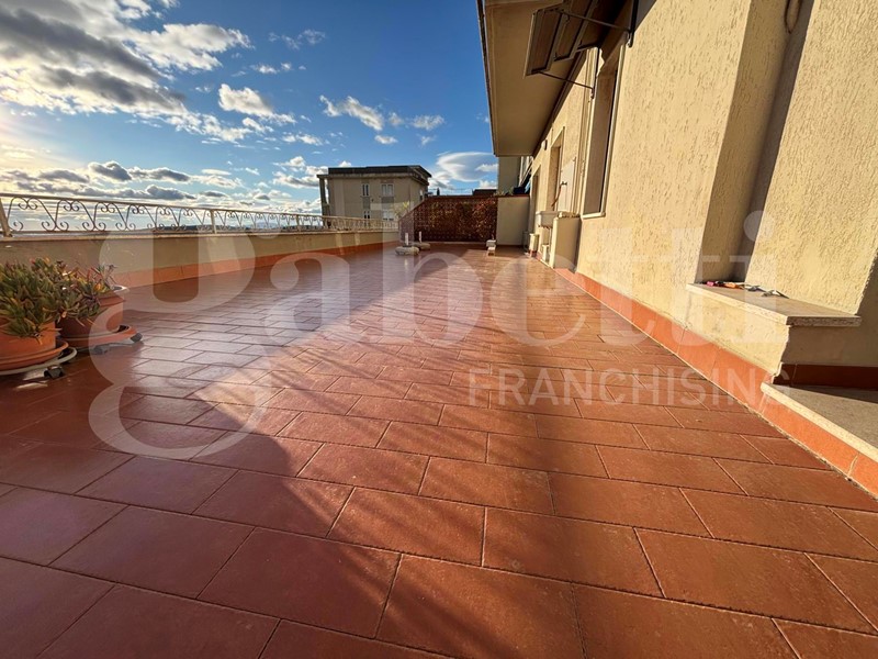 Trilocale in Vendita a Massa Marittima, 143'000&euro;, 70 m², con Box