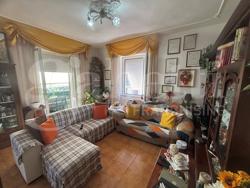 Quadrilocale in Vendita a Massa Marittima, 116'000&euro;, 105 m², con Box