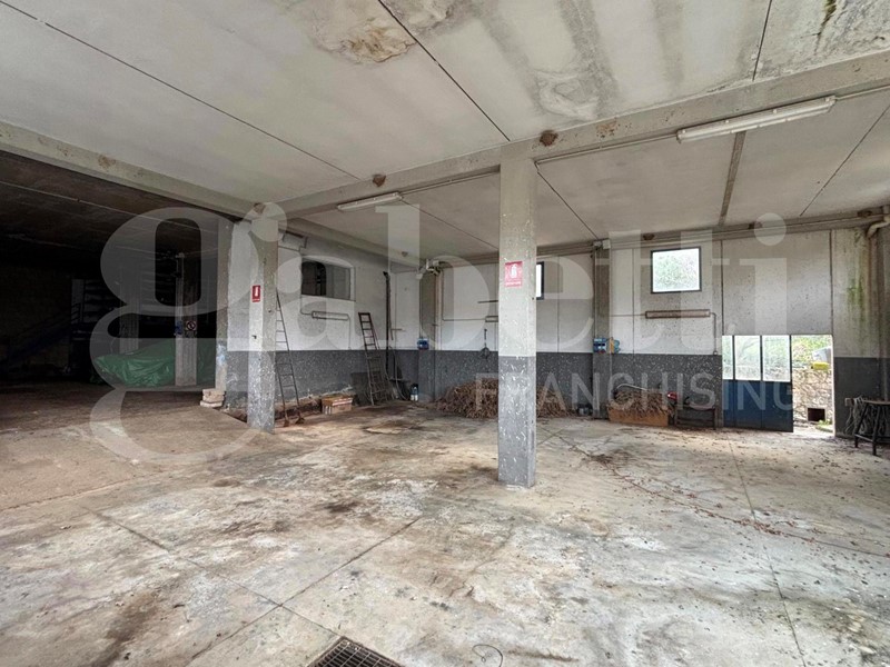 Appartamento in Vendita a Roccastrada, 290'000&euro;, 390 m²