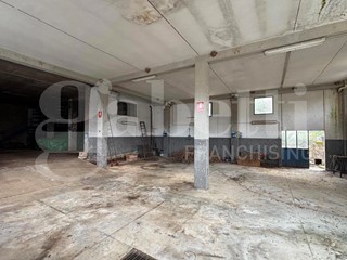 Appartamento in Vendita a Roccastrada, 290'000&euro;, 390 m²