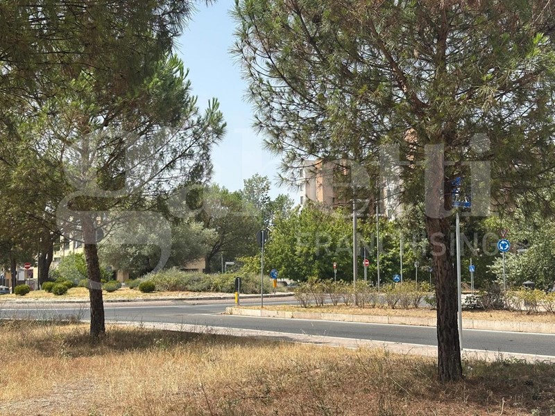 Attico in Vendita a Roma, 660'000&euro;, 110 m², con Box