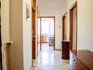 Bilocale in Vendita a Belluno, 125'000&euro;, 71 m², arredato