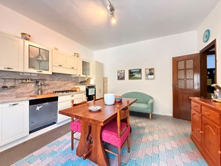 Trilocale in Vendita a Corte Franca, 139'000&euro;, 95 m², con Box