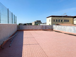 Quadrilocale in Vendita a Acireale, zona Santa Maria Delle Grazie, 115'000&euro;, 155 m²