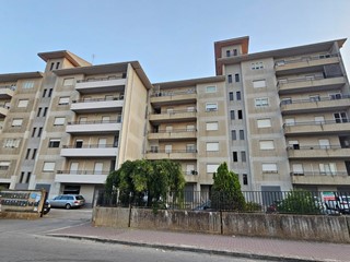 Appartamento in Vendita a Modica, zona SORDA QUARTIERE, 145'000&euro;, 129 m², con Box