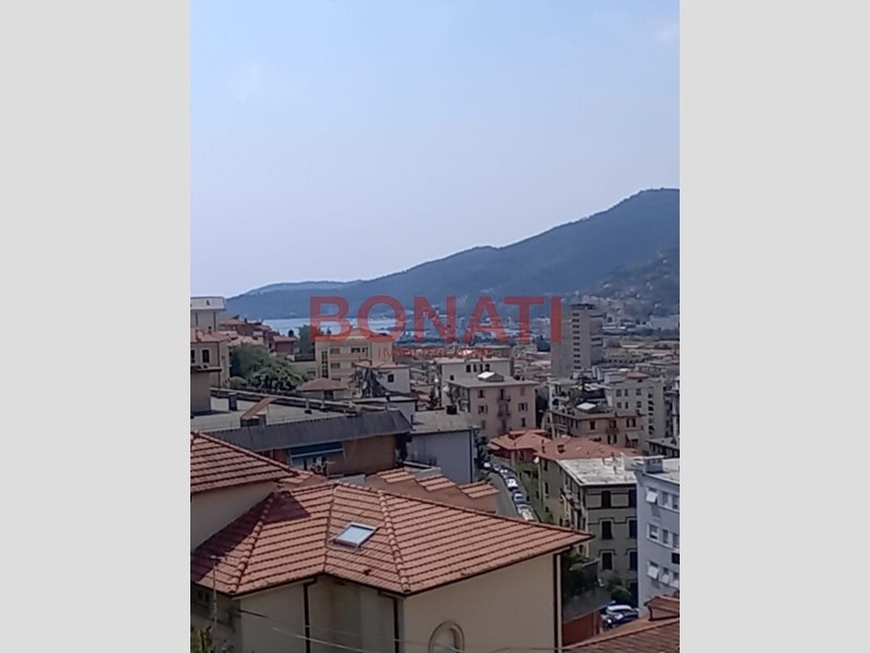 Appartamento in Vendita a La Spezia, zona Centro, 390'000&euro;, 168 m²