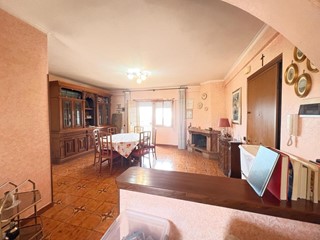 Quadrilocale in Vendita a Guidonia Montecelio, zona Guidonia, 210'000&euro;, 90 m²