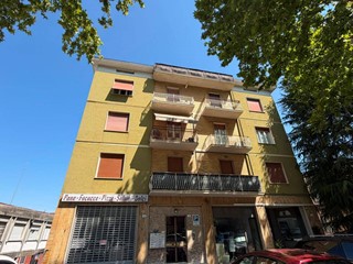 Quadrilocale in Vendita a Fornovo di Taro, 70'000&euro;, 61 m²