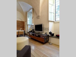 Trilocale in Affitto a Firenze, zona Centro Storico, 1'800&euro;, 100 m², arredato